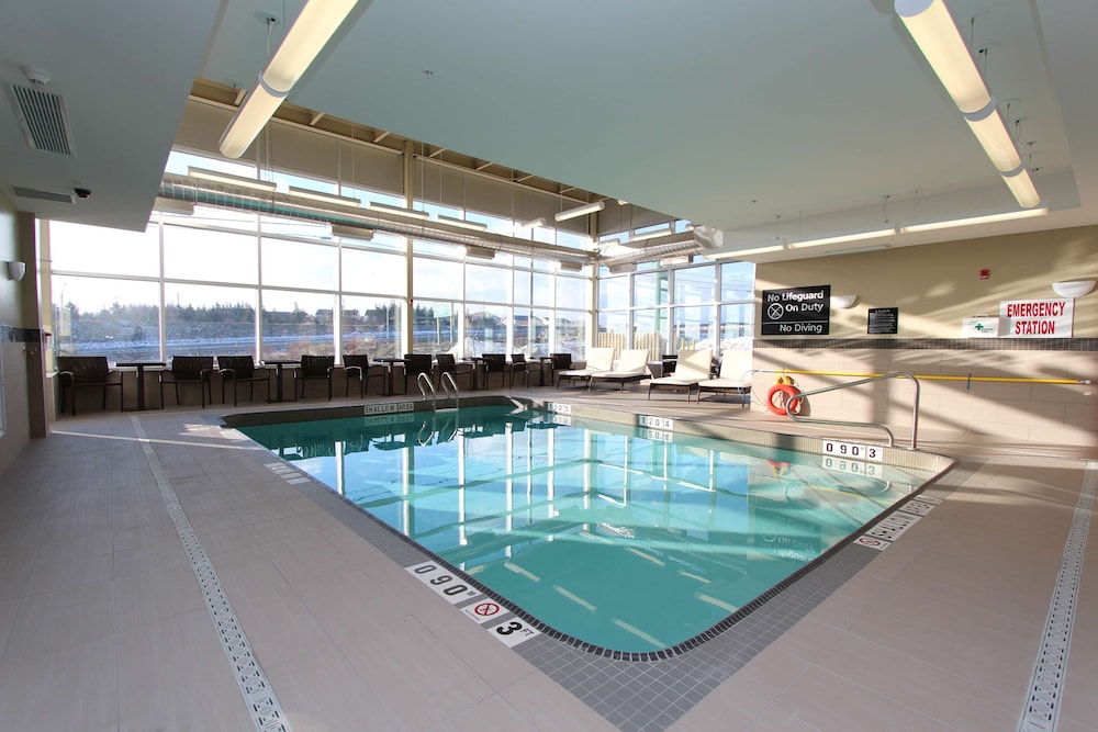 Hampton Inn and Suites by Hilton St Johns Airport 15/40