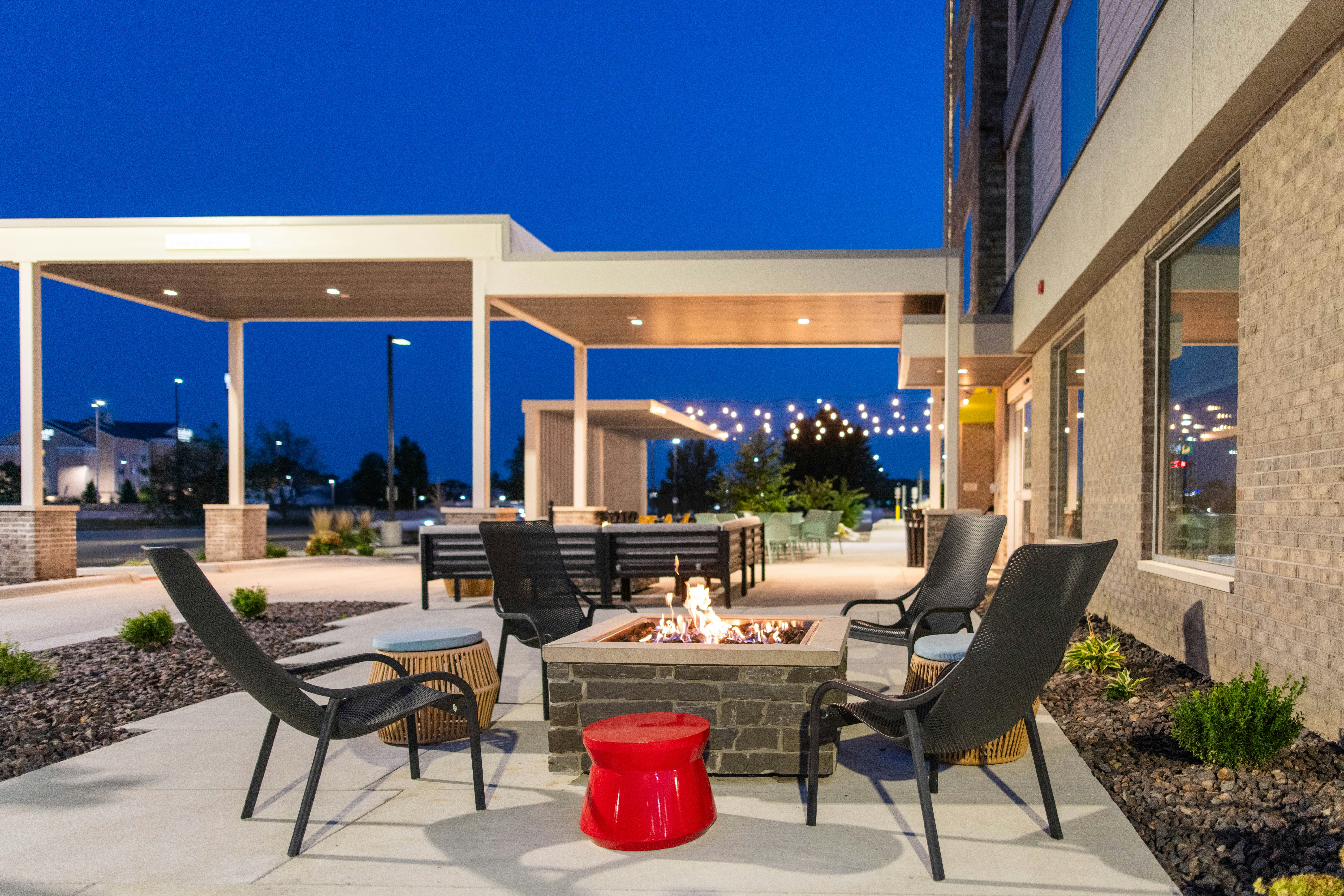 Home2 Suites by Hilton Effingham 13/16