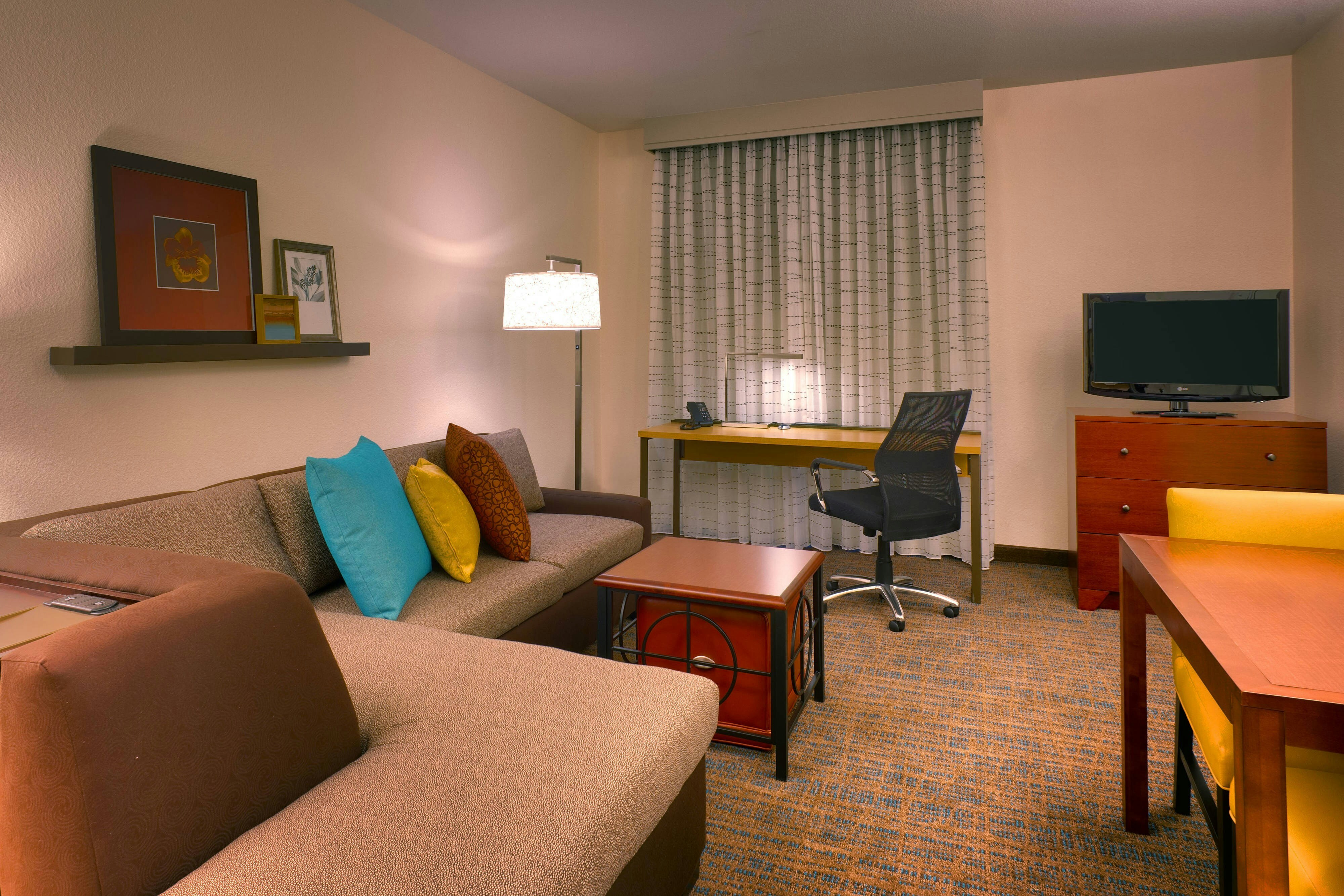 Residence Inn Phoenix Gilbert 3/6