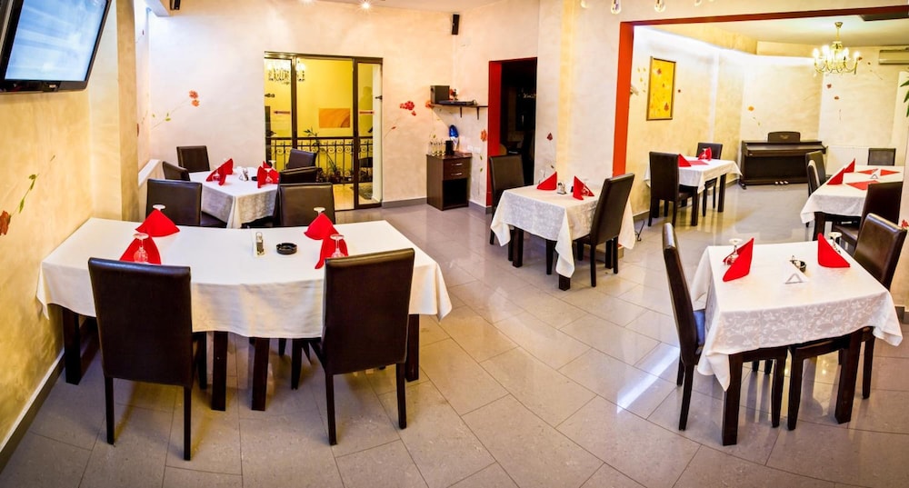 Hotel Eos Bucharest 24/32