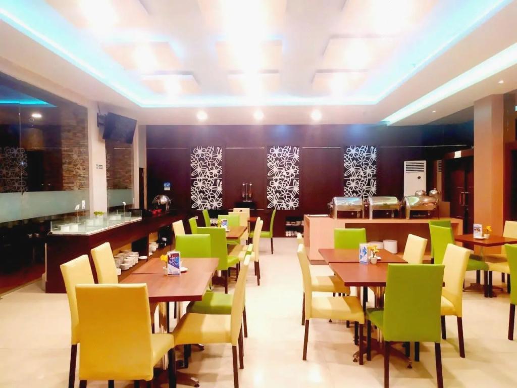 Zenith Hotel Kendari 26/43