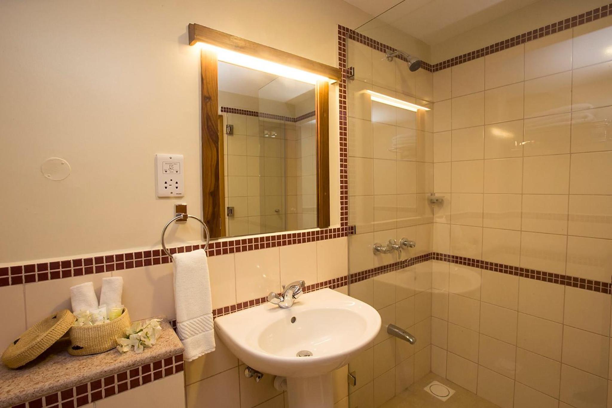 غرفة بسرير مزدوج بإطلالة على الجبل، The Venus Premier Hotel 8/8
