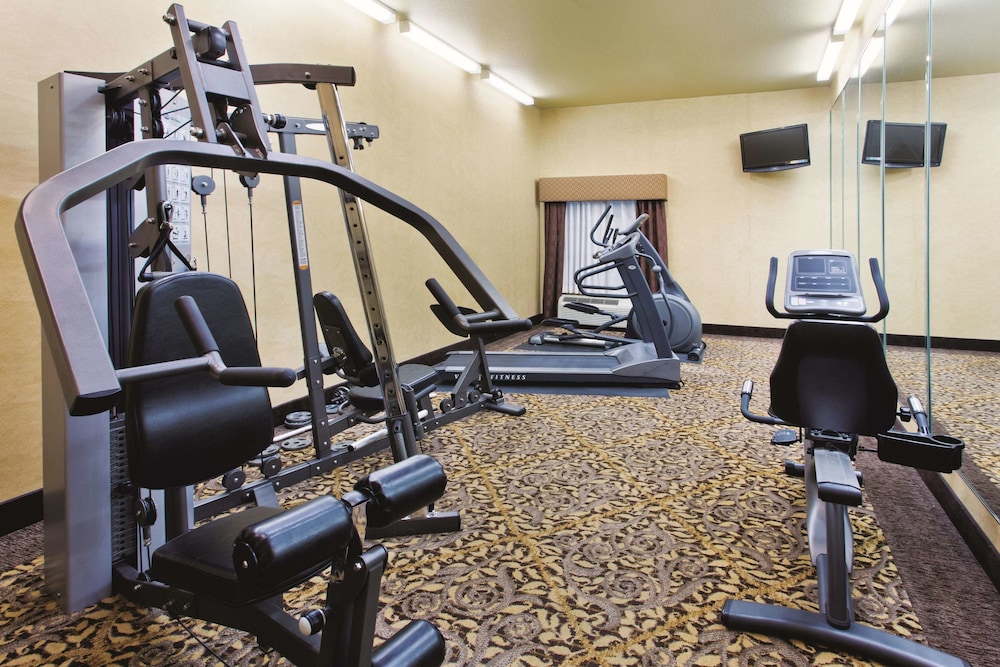 La Quinta Inn & Suites by Wyndham Schertz 12/34