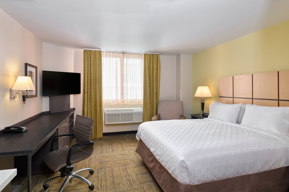 Candlewood Suites New York City- Times Square 15/50