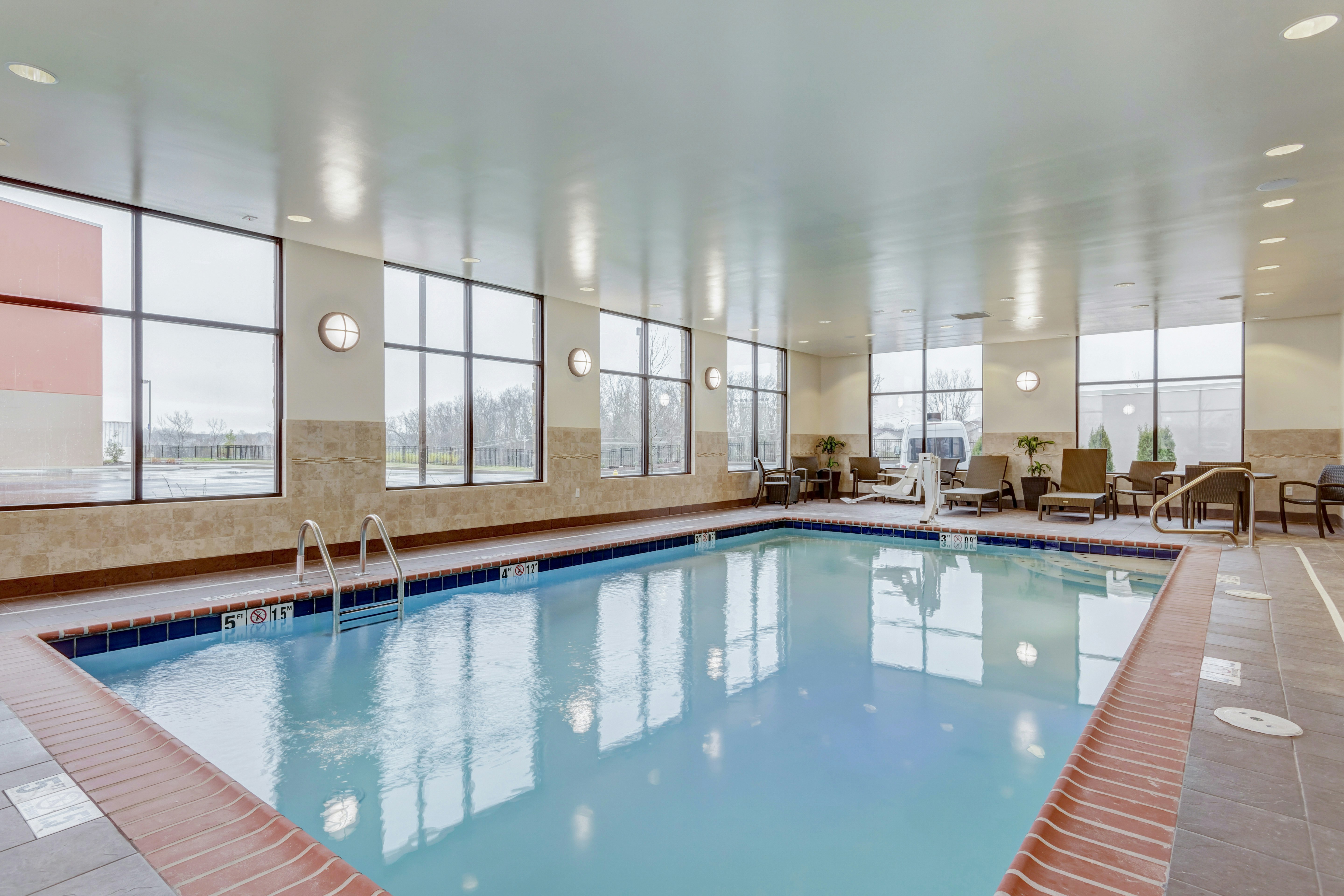Hampton Inn St. Louis Wentzville MO 36/57