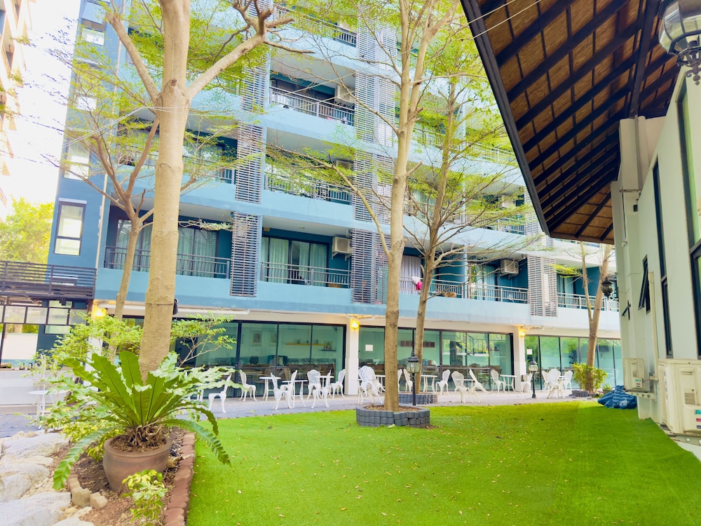 Baan Bangsare Resotel Chonburi in CHONBURI