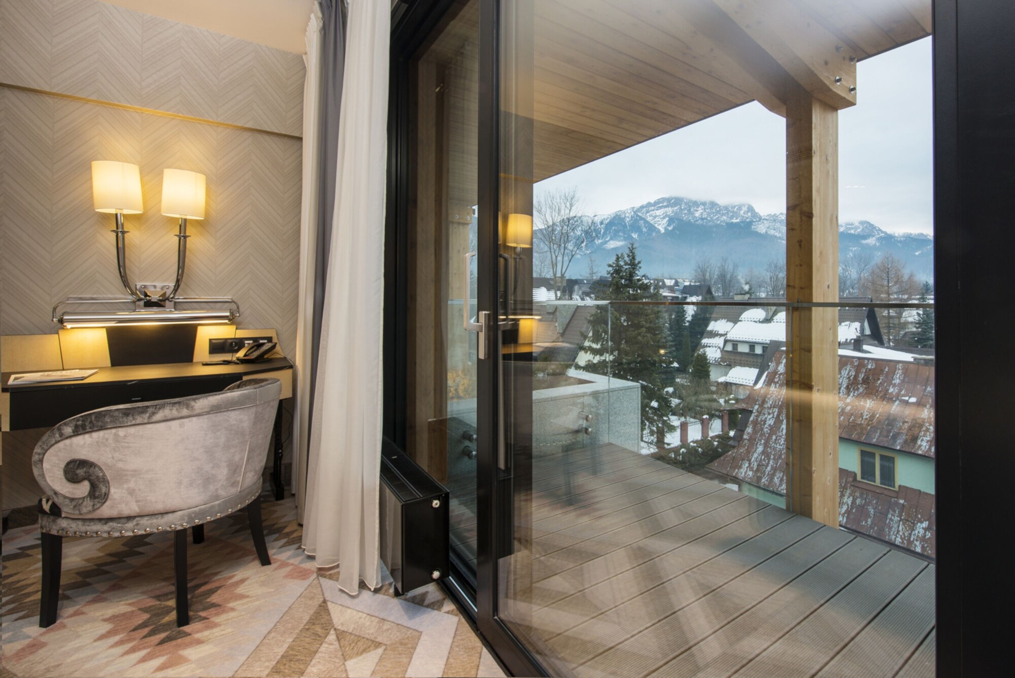 غرفة بريميوم بسريرين منفصلين بإطلالة على الجبل، Bachleda Resort Zakopane 2/2