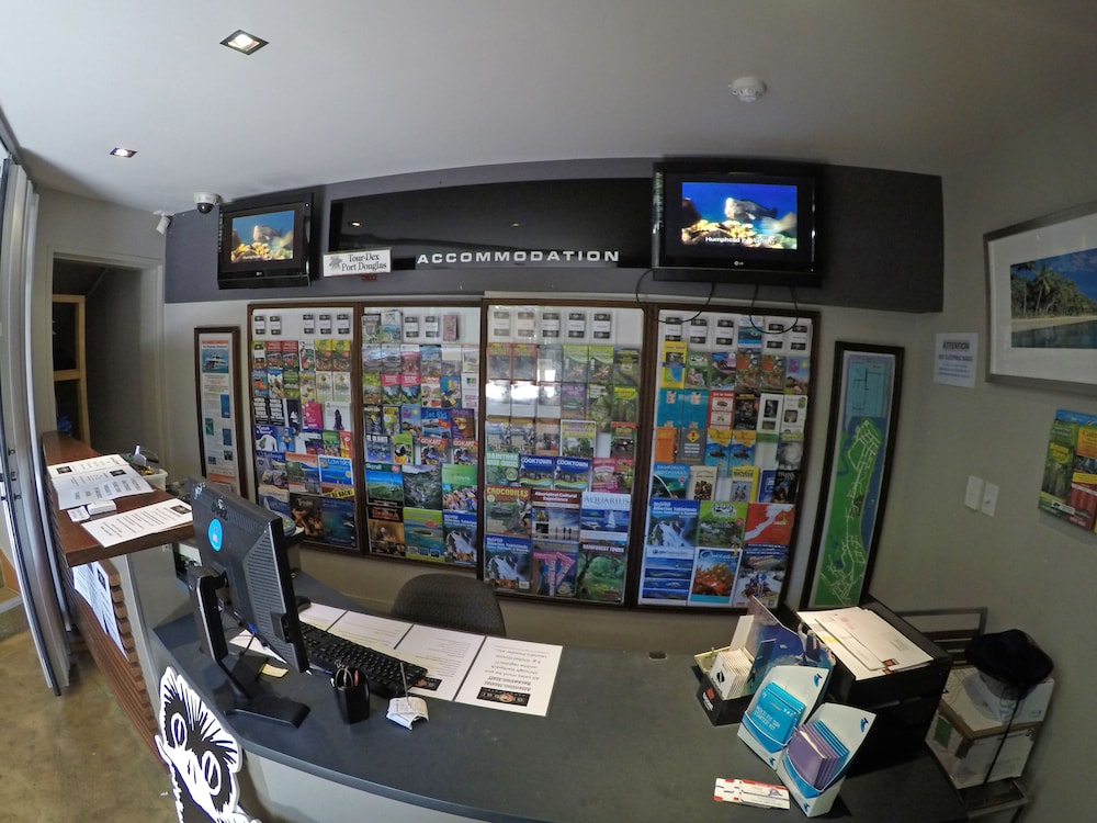 Global Backpackers - Port Douglas 7/29