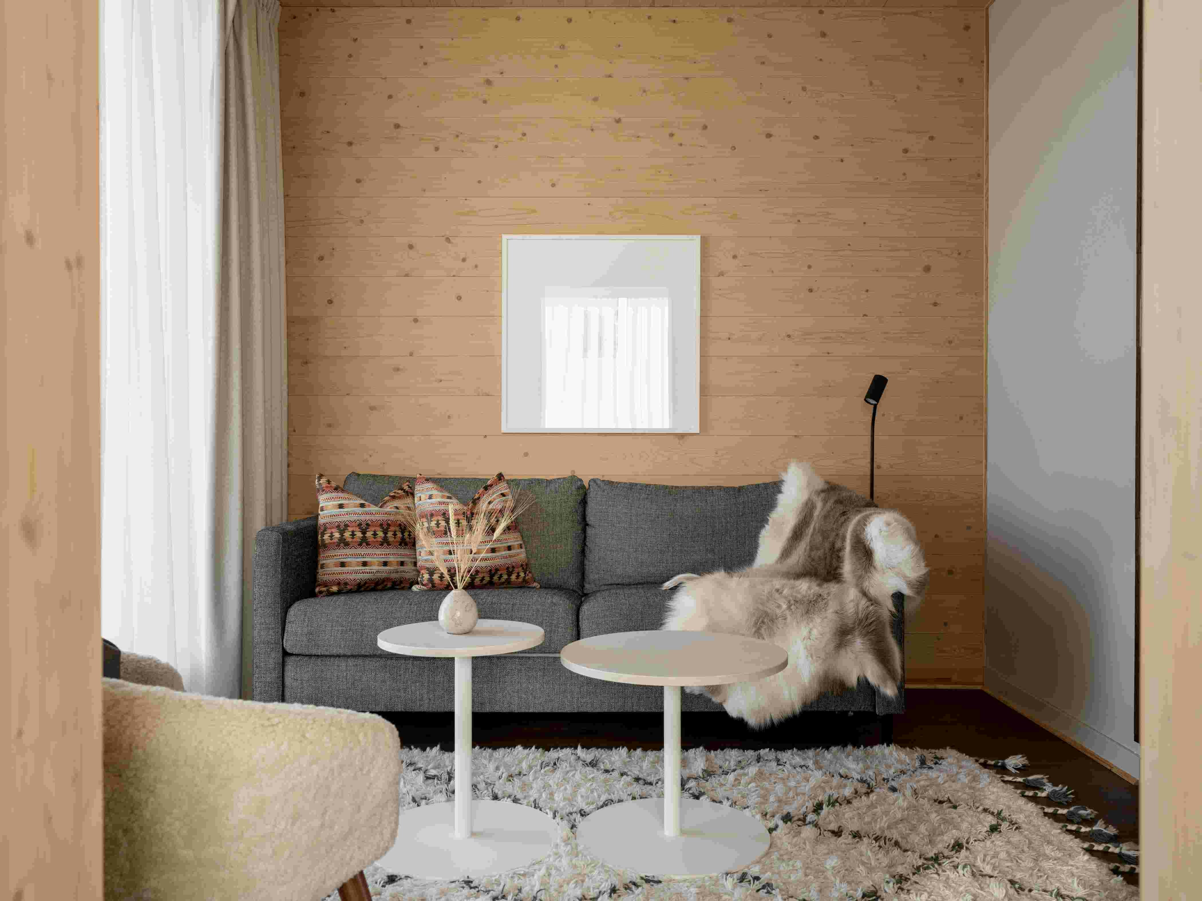 The Wood Hotel by Elite 53/53