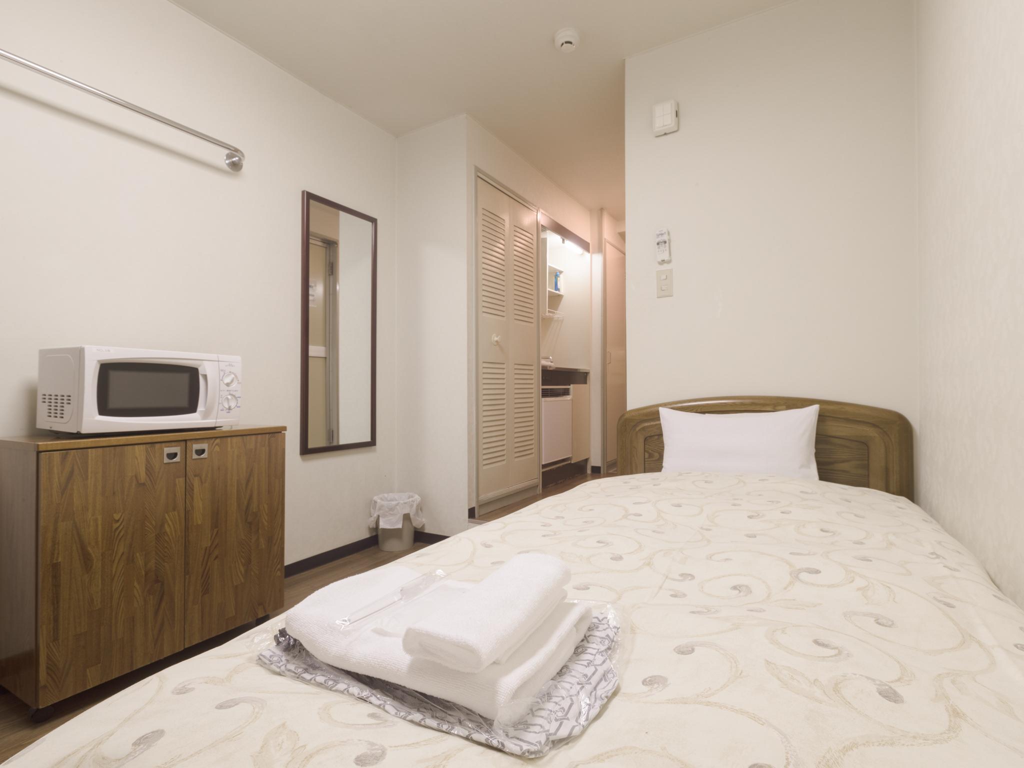 Basement, Single Bed