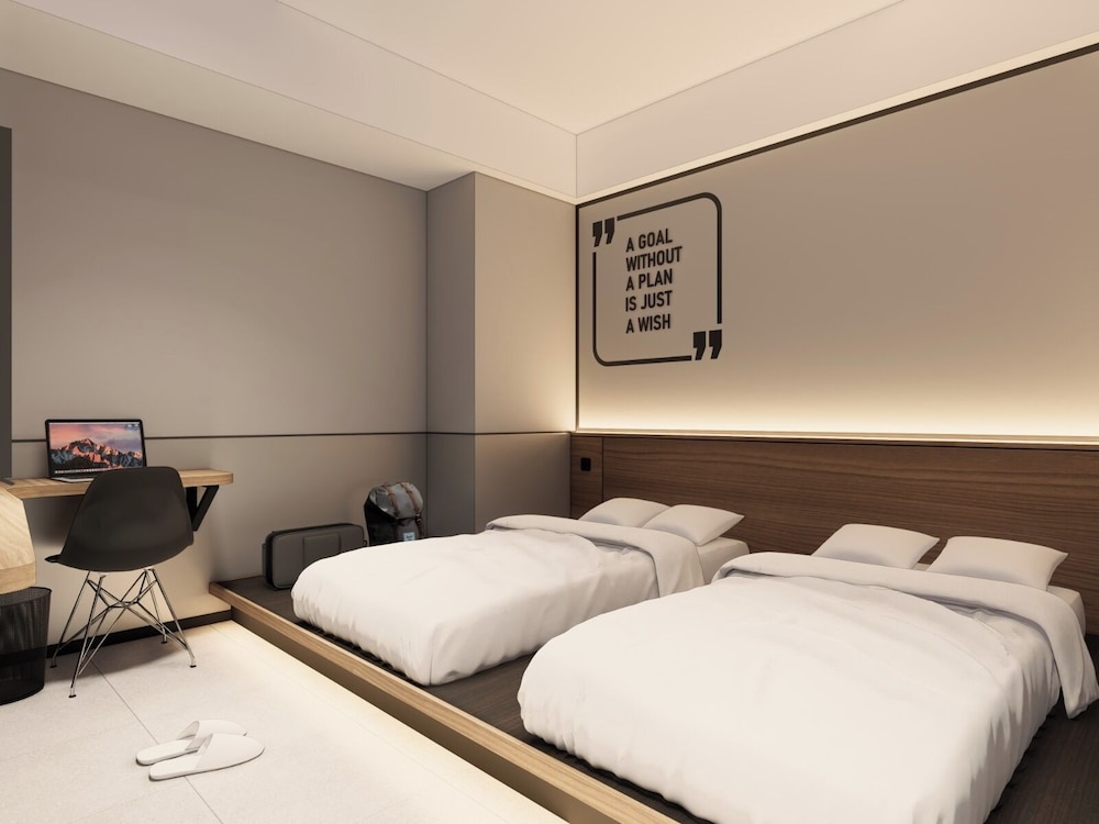Fieris Hotel 27/50