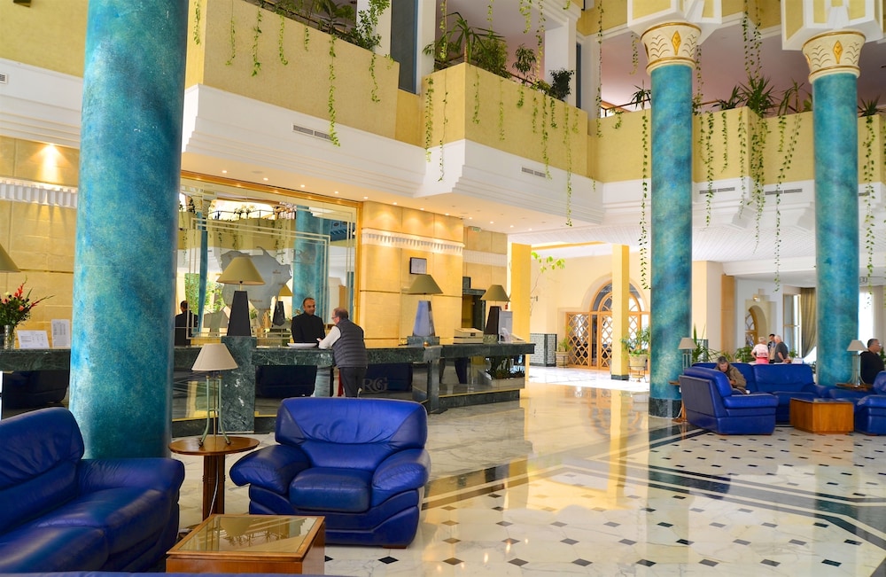 Royal Garden Palace 58/67