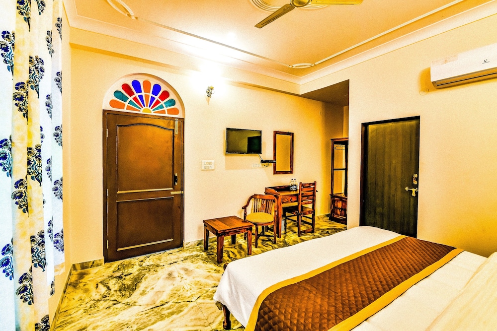 Harsoli Haveli 17/31