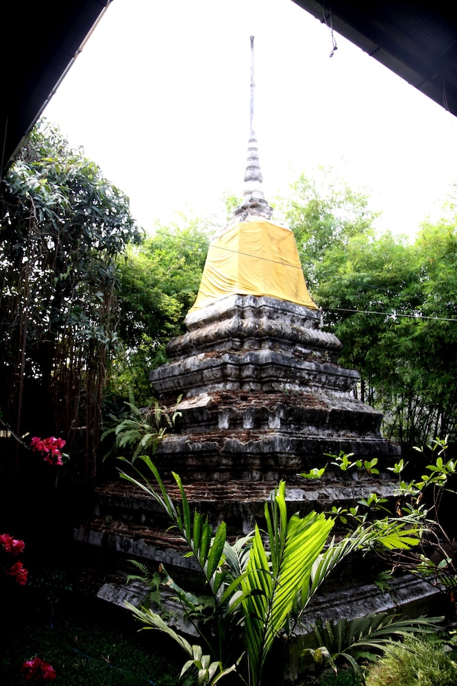 BANG LUANG HOUSE BANGKOK 6/70