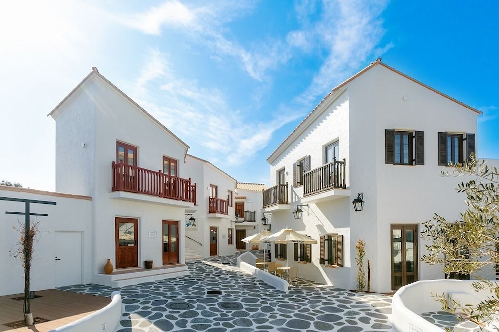 Shima Mediterranean Village 52/62