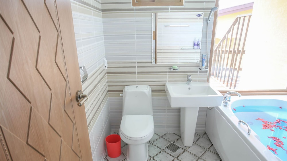 Namhae Bel Vienne Pension 46/50