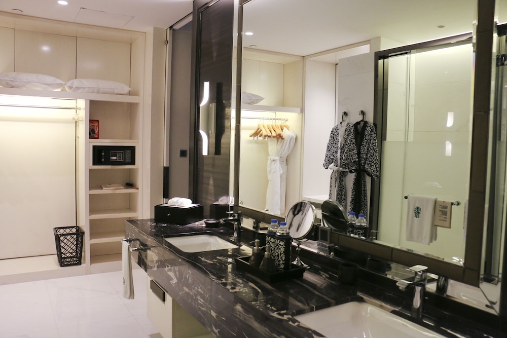 Banyan Tree Tianjin Riverside 28/50