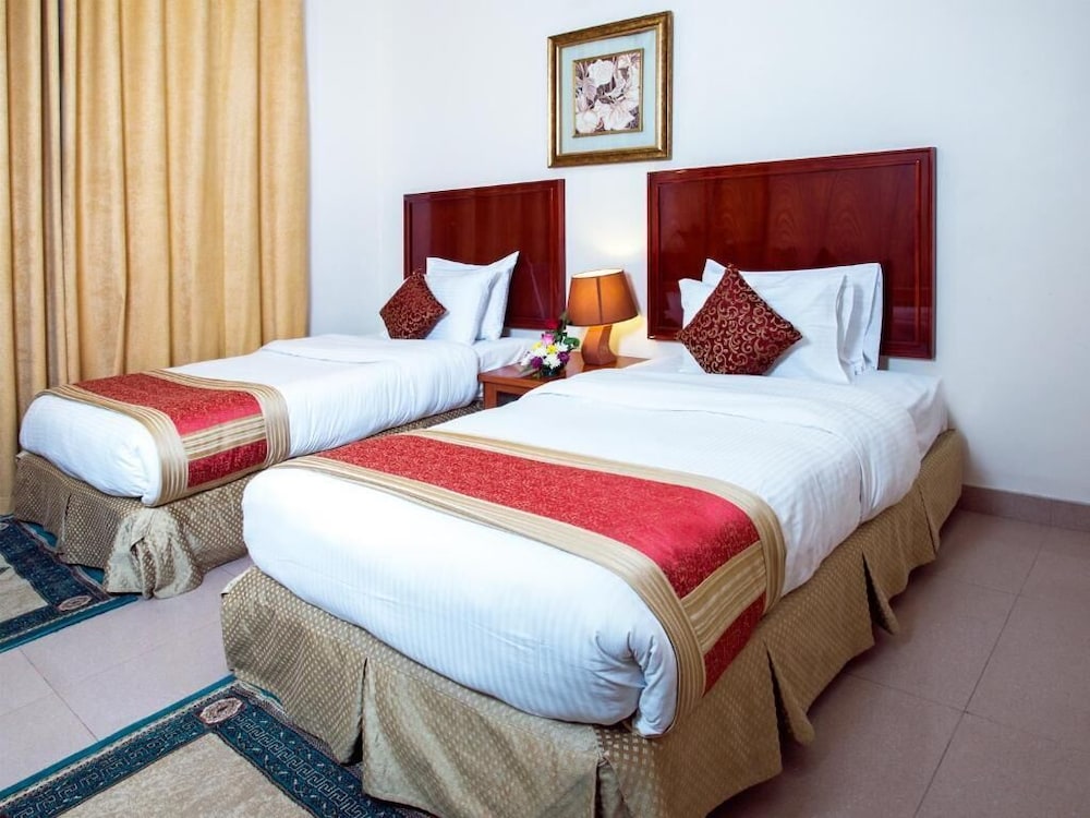 Safeer Plaza Hotel 18/50