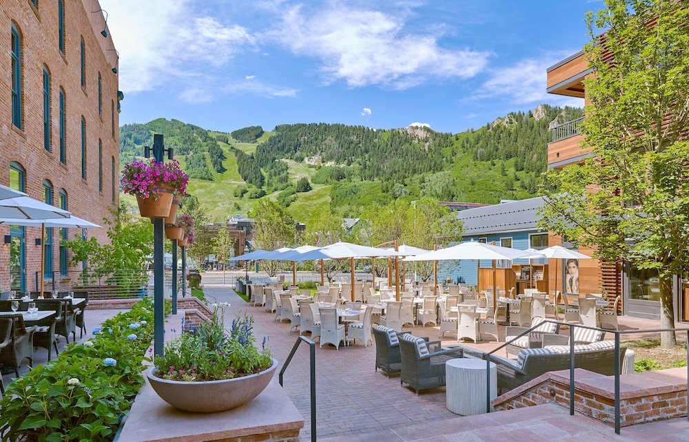 Hotel Jerome An Auberge Resort 47/50
