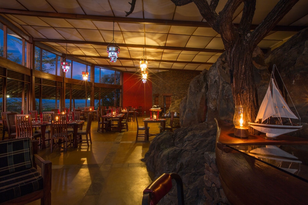 Serengeti Simba Lodge 22/30