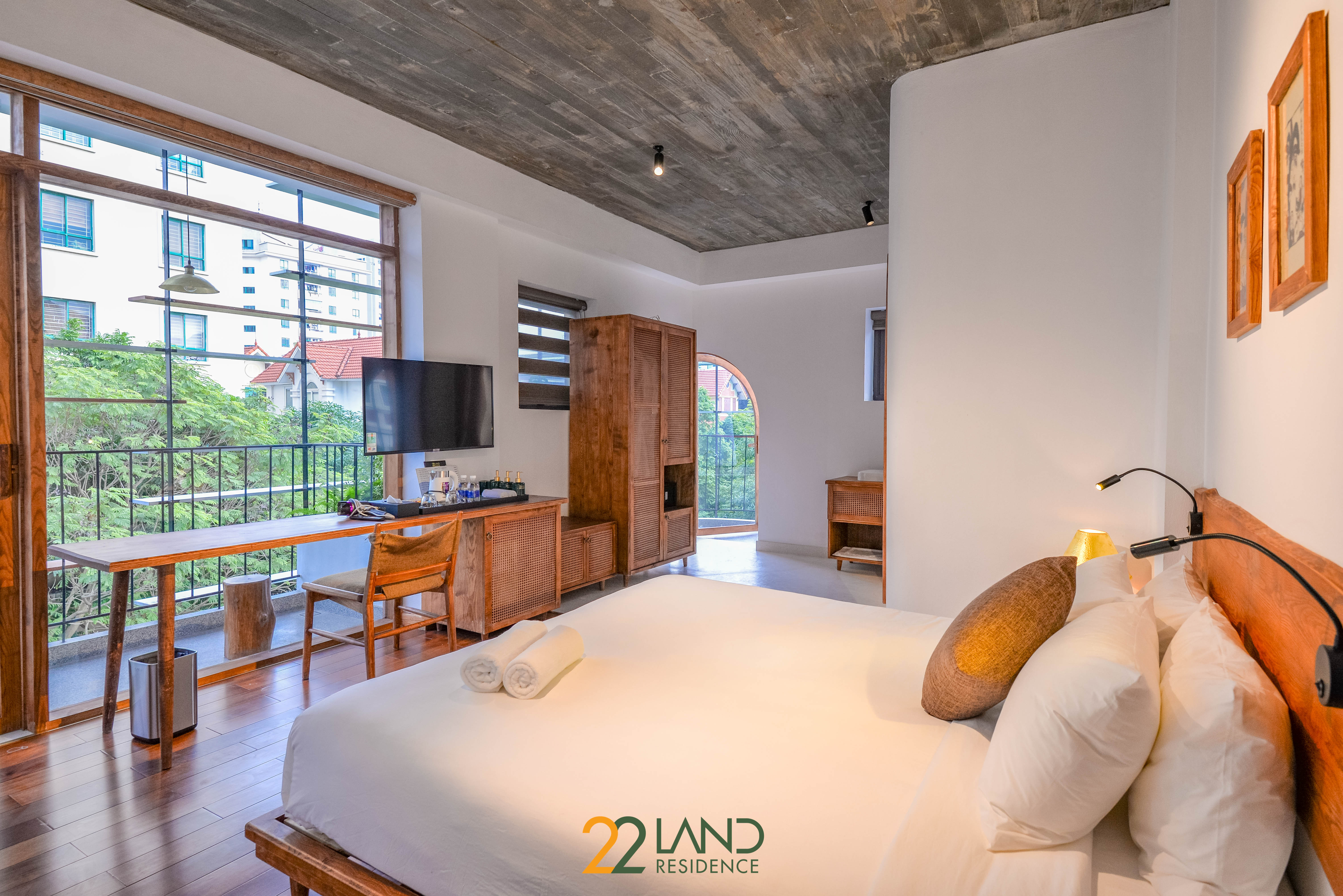 22Land Hotel and Residence 17/50