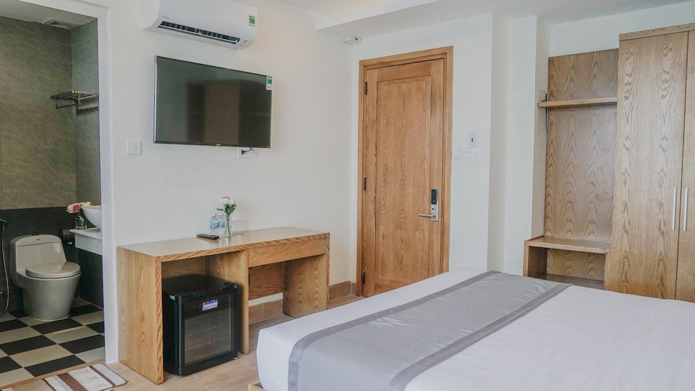 Quang Vinh Hotel 21/52