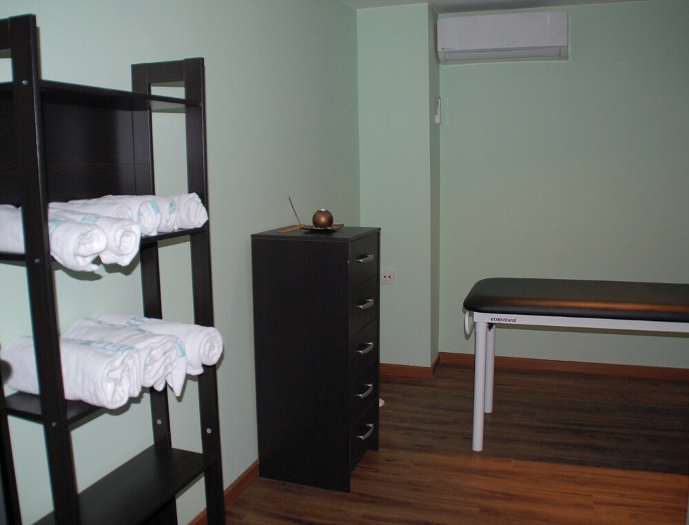 Hotel Ciudad de Alcaniz 25/50