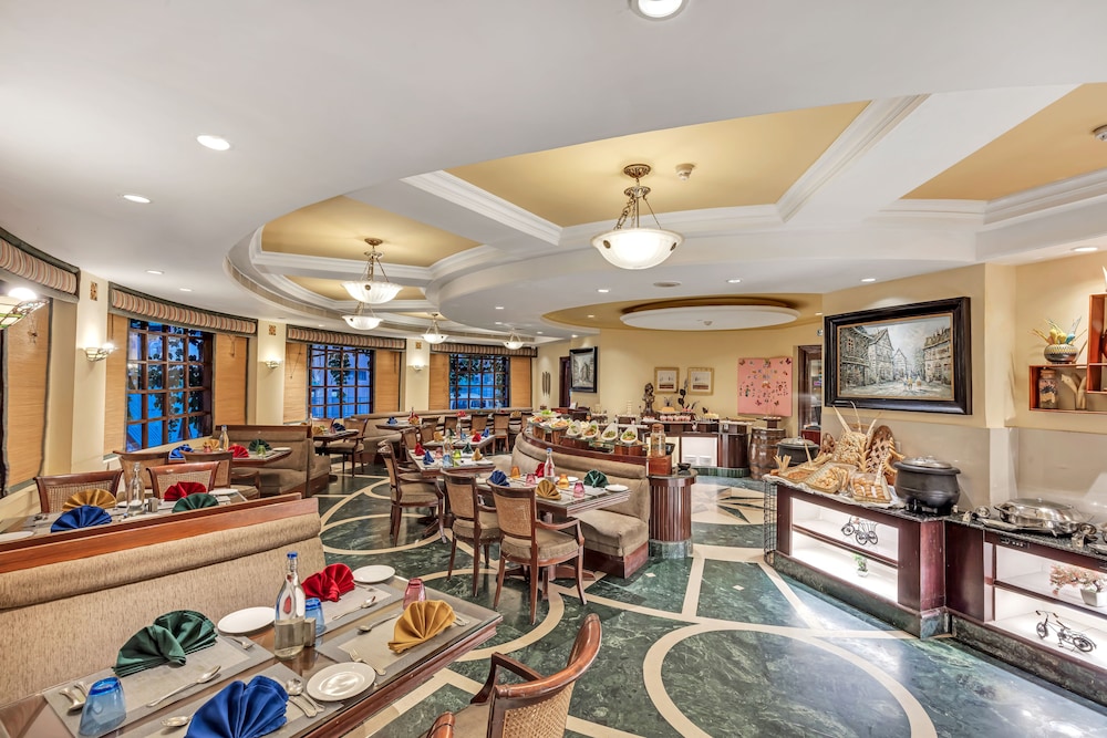 Club Mahindra White Meadows 33/50