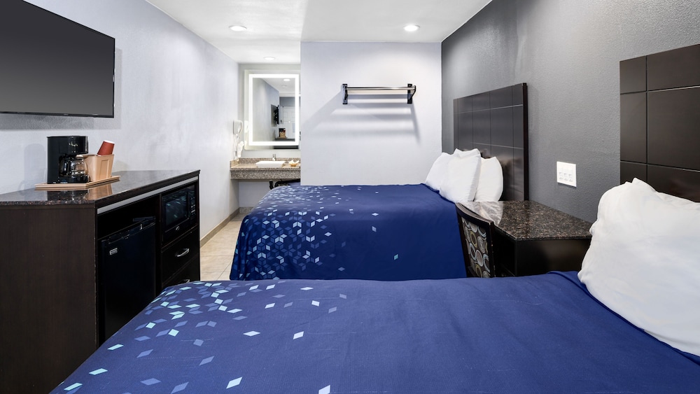 Scandia Motel 8/34