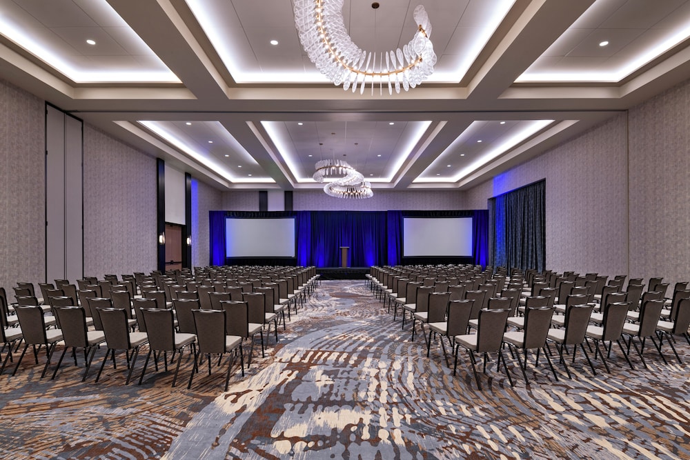 Hyatt Regency Conroe 32/45