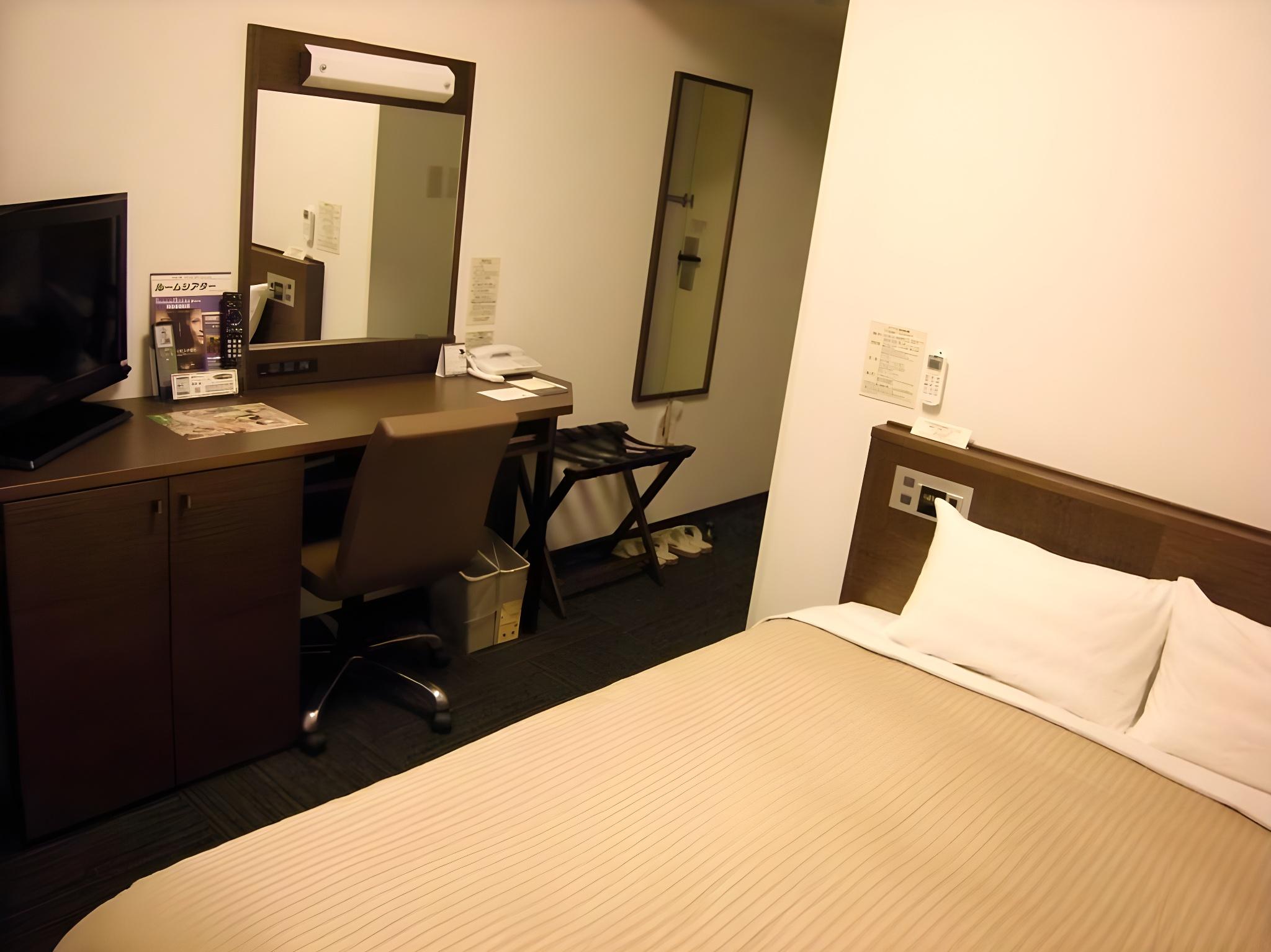 Semi Room, Standard, Semi Double Bed
