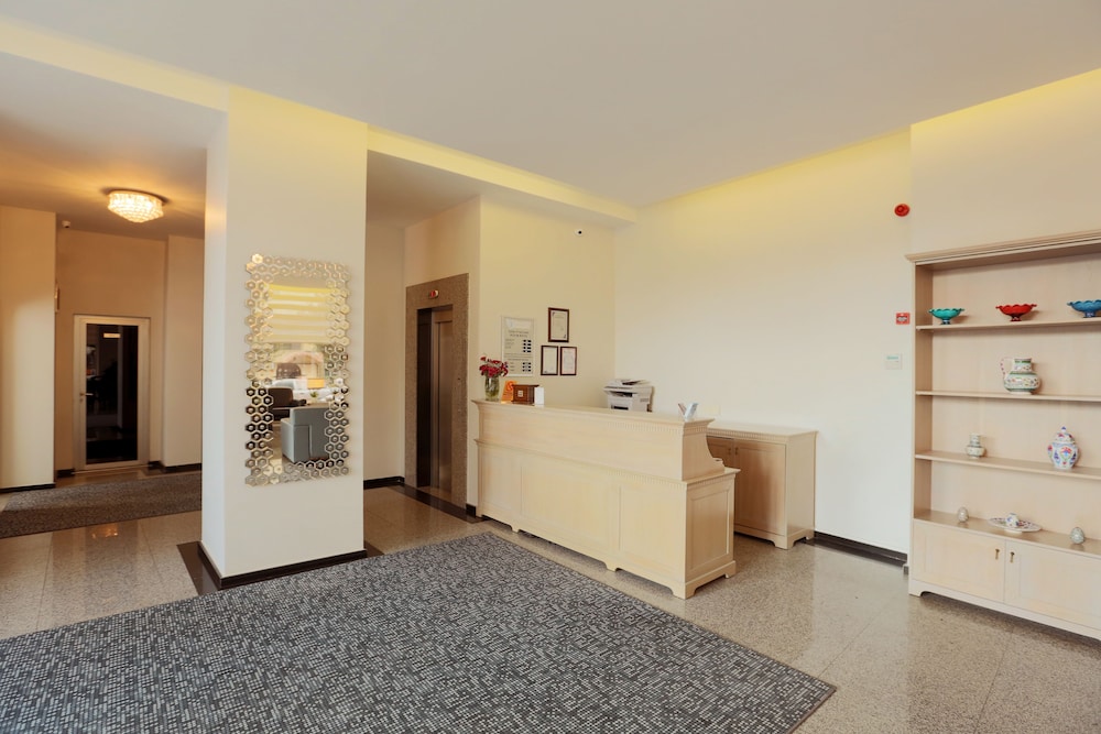 Expocity Hotel 6/43