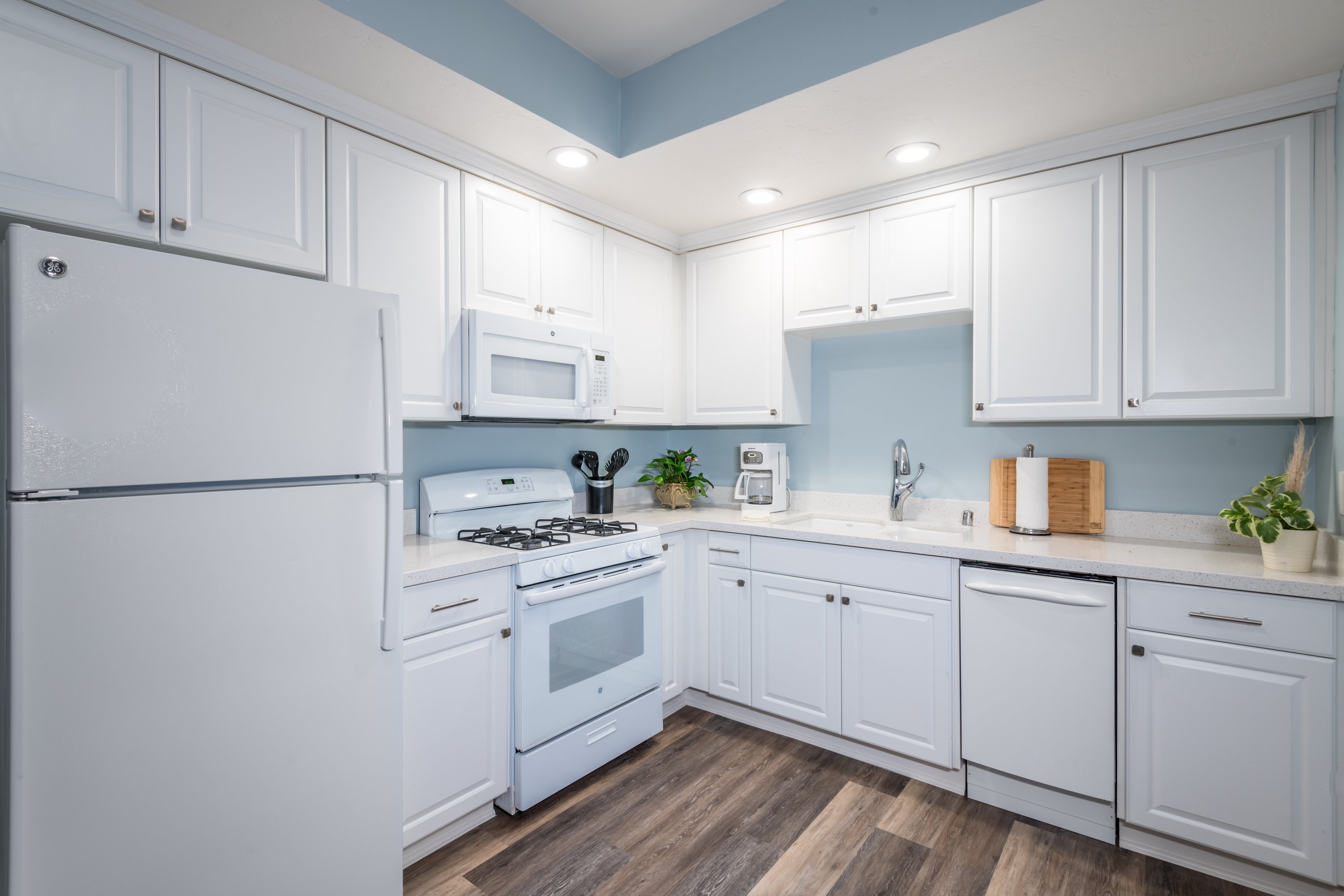 La Jolla Beach and Tennis Club 47/73