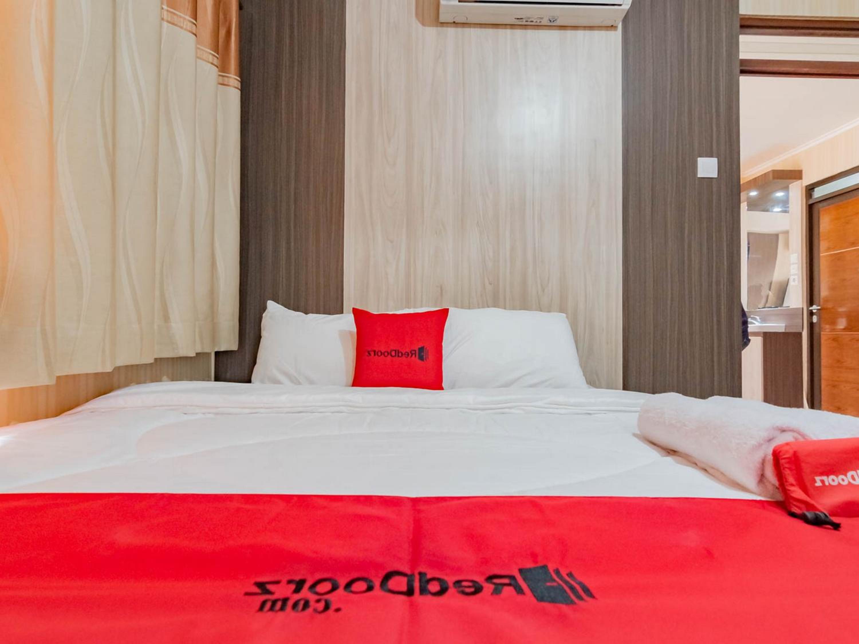 RedDoorz Apartment @ Gateway Pasteur 36/50