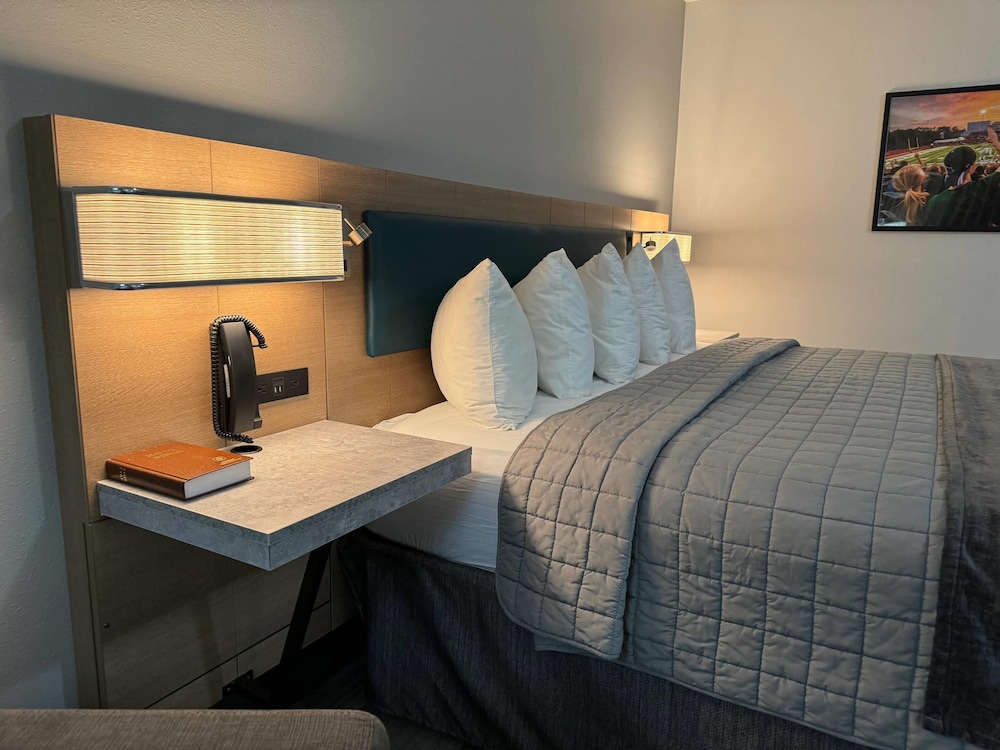 Park Inn by Radisson Maryville 20/50