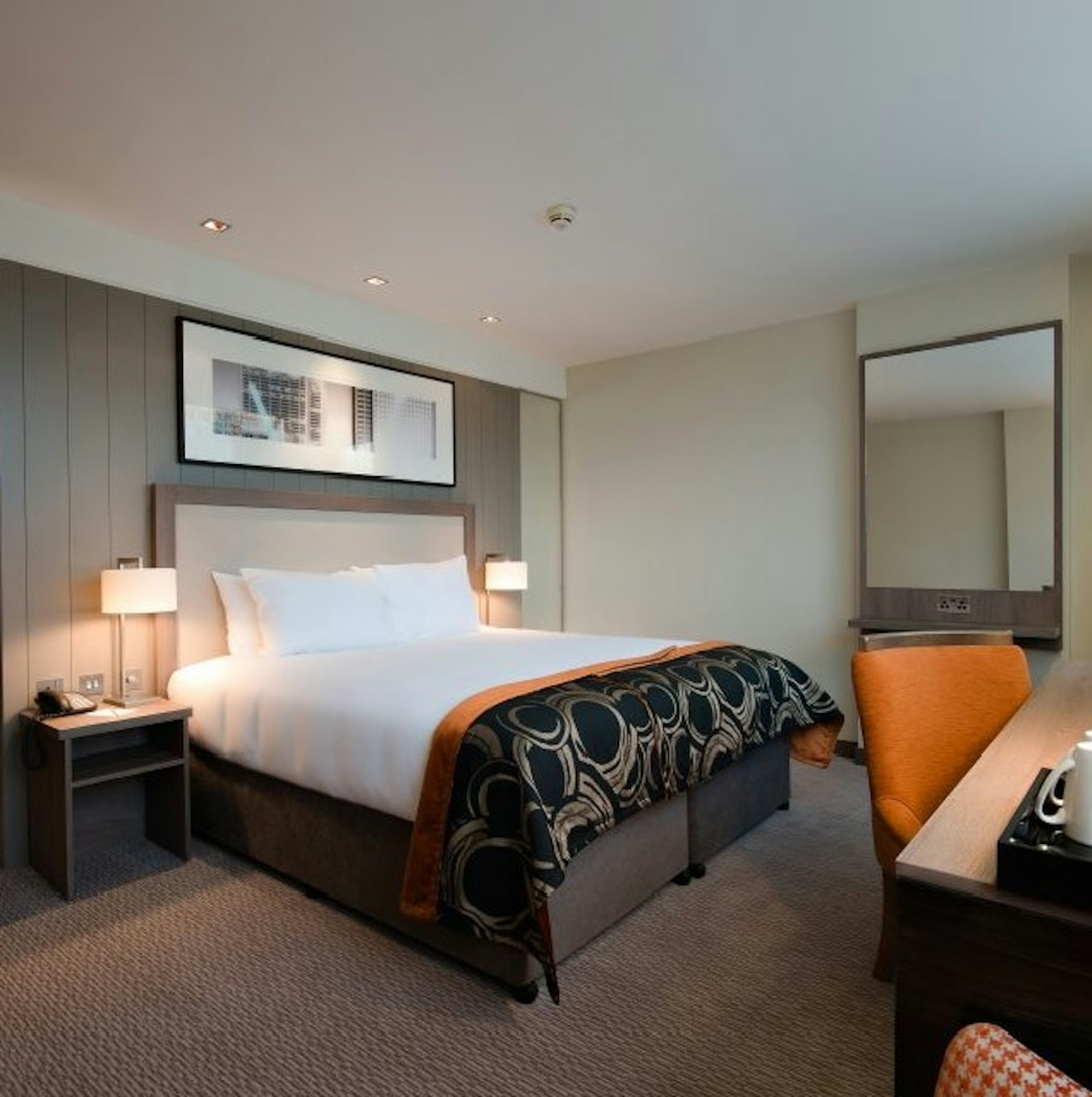 DELUXE, DOUBLE BED