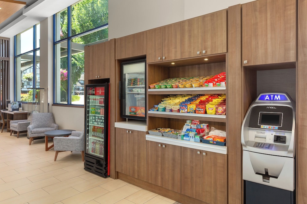 Holiday Inn Express Vancouver Airport Richmond 32/48