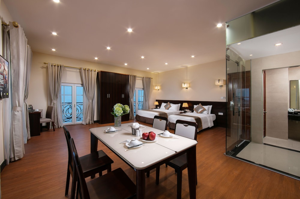 Sunline Hotel 38/50