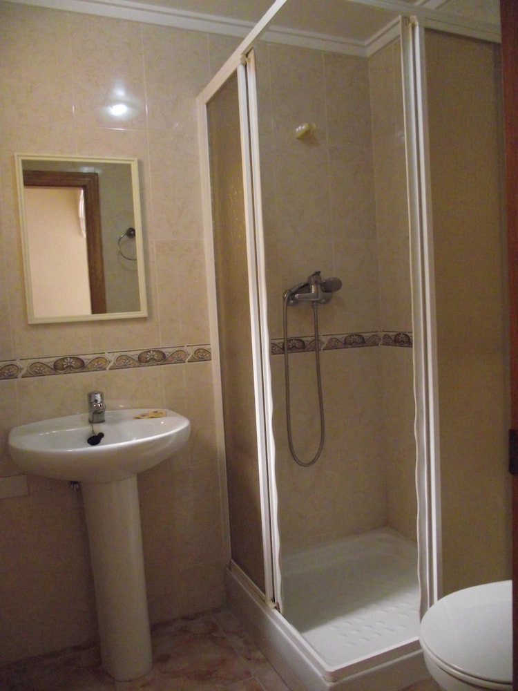 Fresno Vacation Apartments 45/50