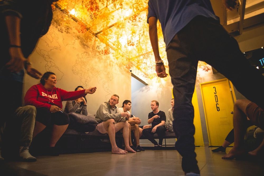 Traveller Bunker Hostel 35/45