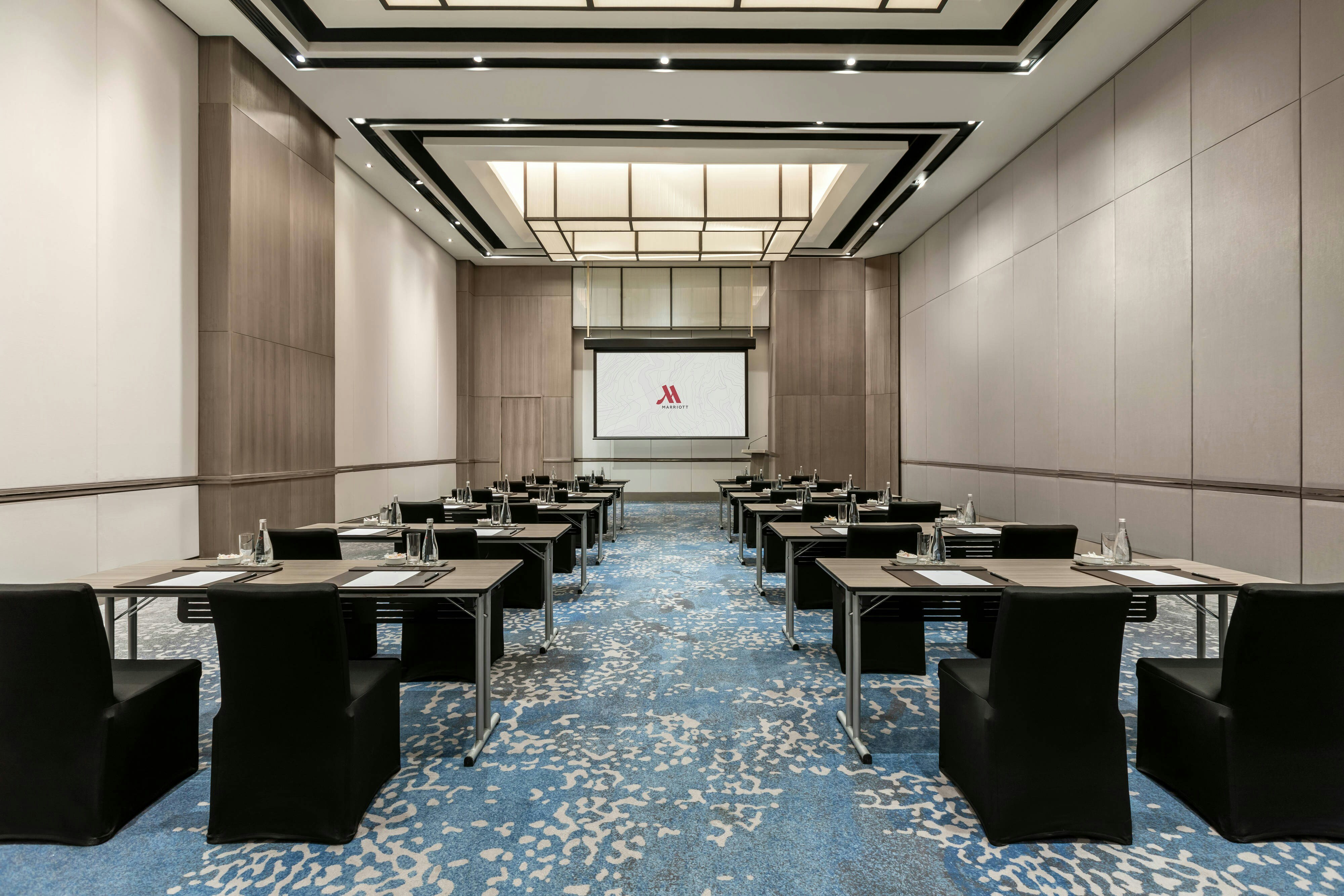 Clark Marriott Hotel 47/53