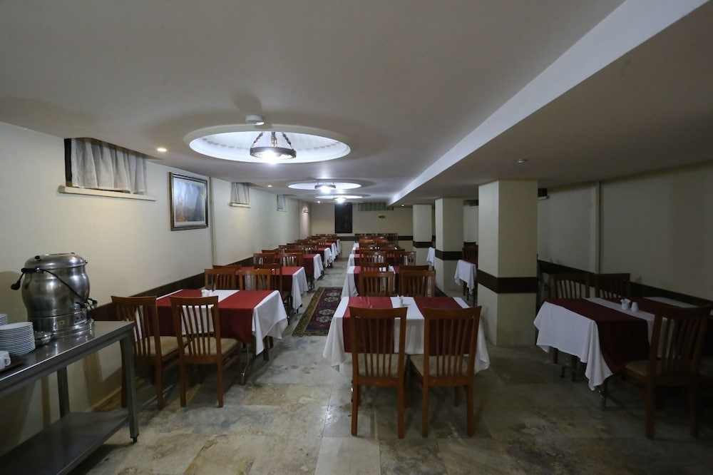 Sena Hotels 50/63