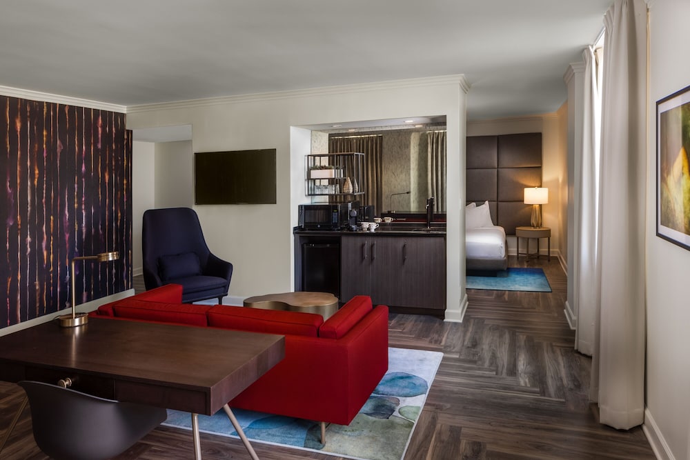 Hotel Deco Omaha, Tapestry Collection by Hilton 47/64