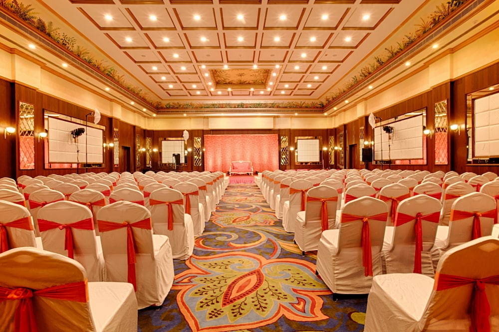 Regency Lagoon Resort 32/44