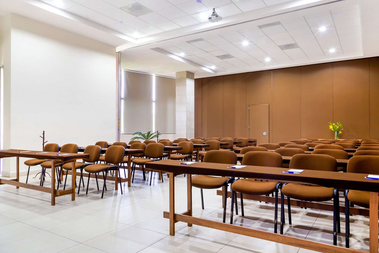 Comfort Inn Cordoba, VER 24/28