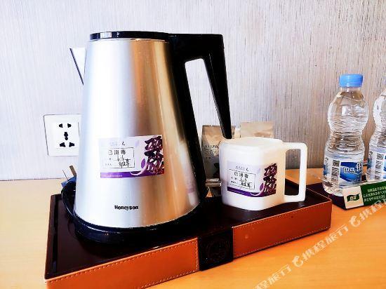 Lavande Hotel (Guangzhou South Railway Station Muxiyuan) 28/42