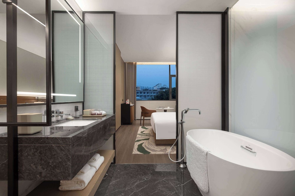 Wyndham Garden Xiangyang Xiangzhou 18/18