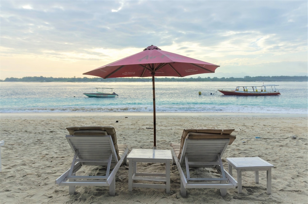 Warna Beach Hotel 36/46