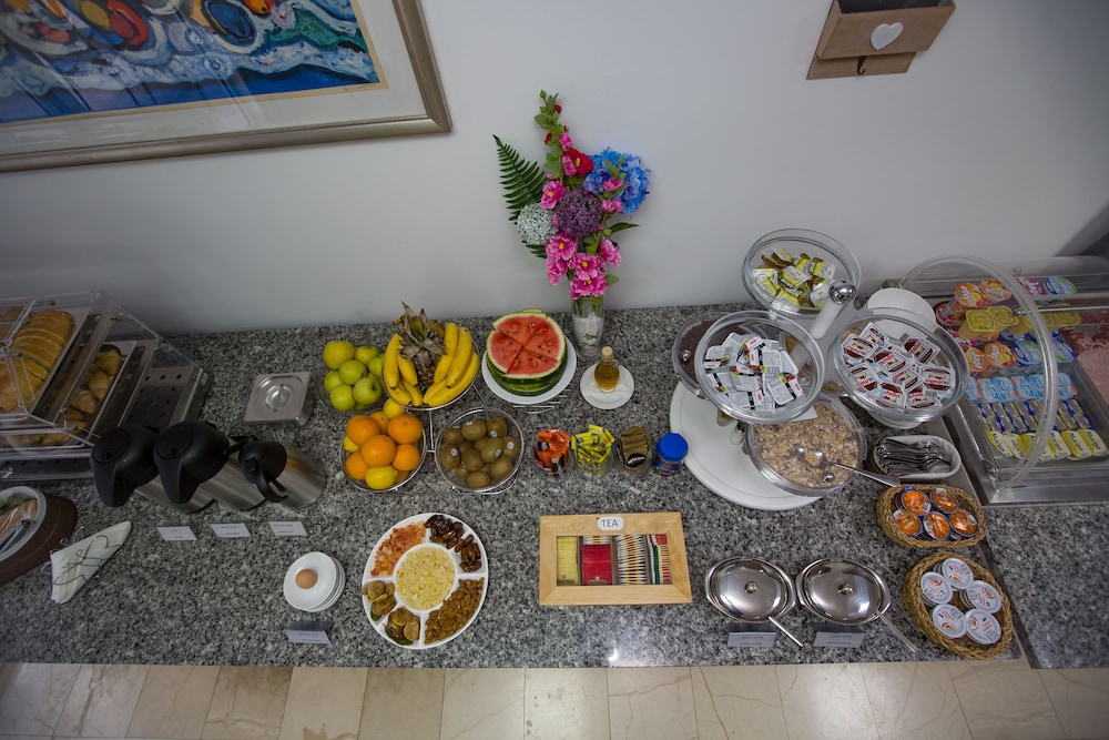 Pharia Aparthotel 42/61