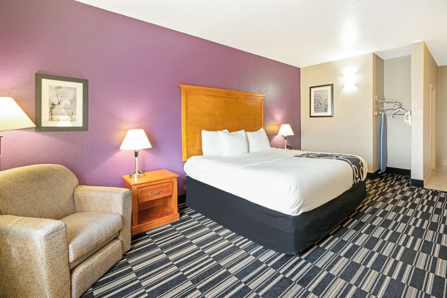 La Quinta Inn & Suites by Wyndham Ada 10/44